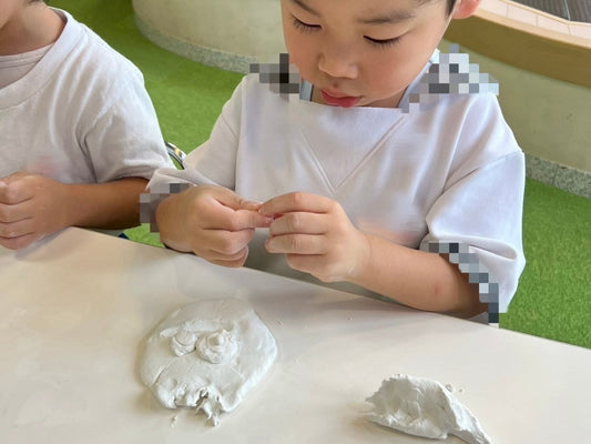 紙粘土を使って自分の顔を立体的に作ろう🙌✨